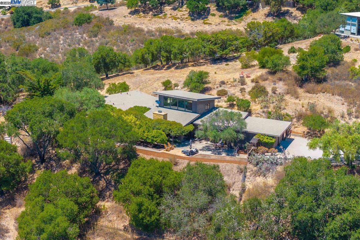 Detail Gallery Image 3 of 54 For 15335 via Los Tulares, Carmel Valley,  CA 93924 - 2 Beds | 2 Baths