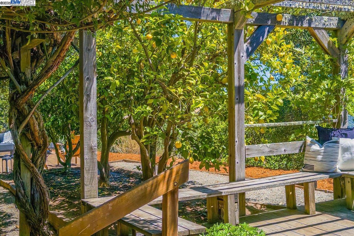 Detail Gallery Image 32 of 54 For 15335 via Los Tulares, Carmel Valley,  CA 93924 - 2 Beds | 2 Baths
