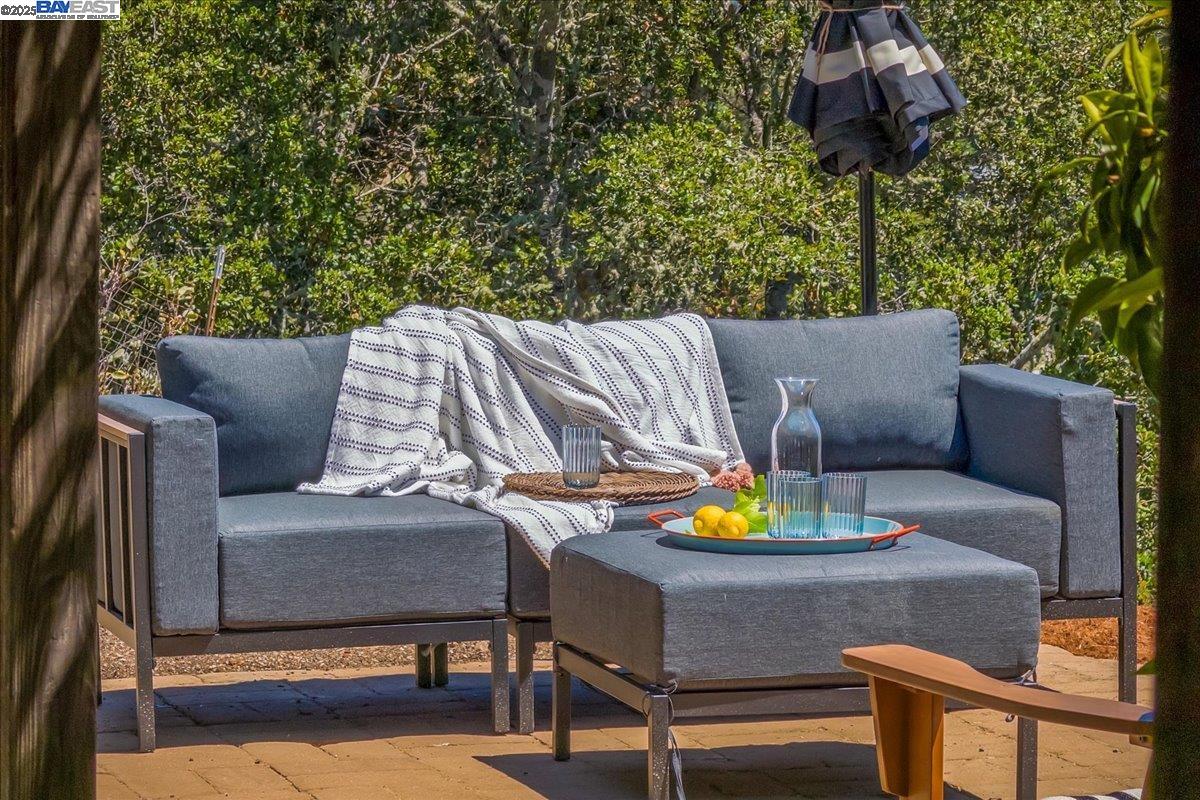 Detail Gallery Image 38 of 54 For 15335 via Los Tulares, Carmel Valley,  CA 93924 - 2 Beds | 2 Baths