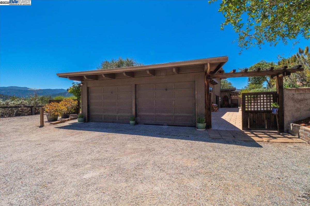 Detail Gallery Image 41 of 54 For 15335 via Los Tulares, Carmel Valley,  CA 93924 - 2 Beds | 2 Baths