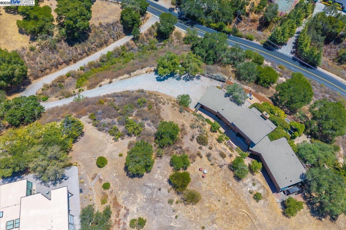 Detail Gallery Image 49 of 54 For 15335 via Los Tulares, Carmel Valley,  CA 93924 - 2 Beds | 2 Baths