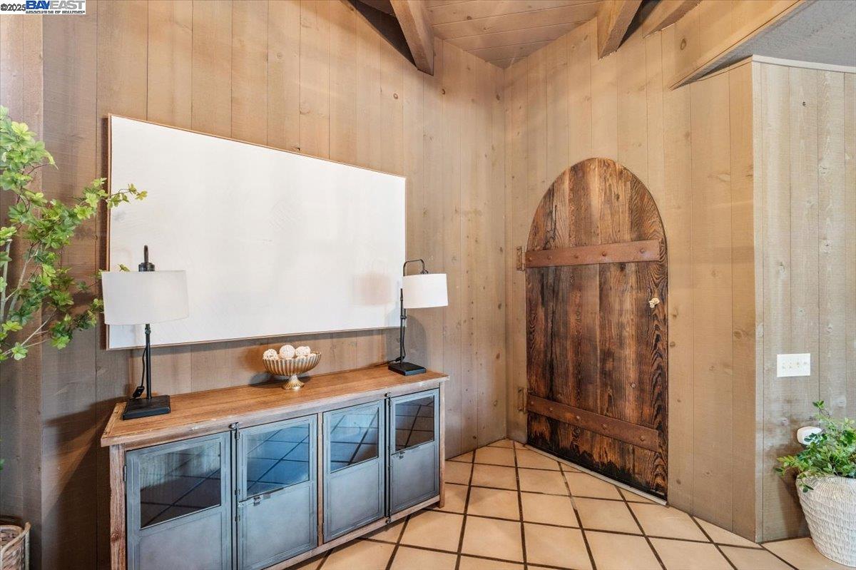 Detail Gallery Image 6 of 54 For 15335 via Los Tulares, Carmel Valley,  CA 93924 - 2 Beds | 2 Baths