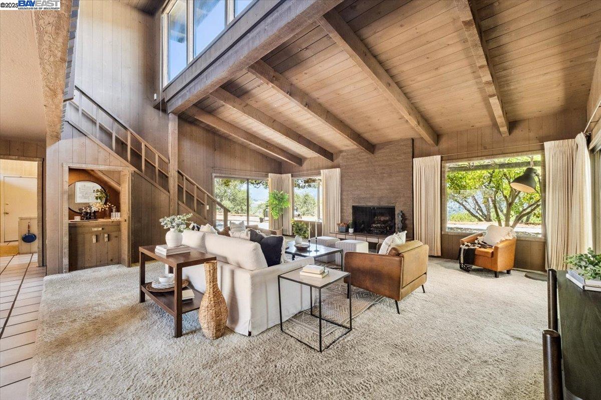 Detail Gallery Image 9 of 54 For 15335 via Los Tulares, Carmel Valley,  CA 93924 - 2 Beds | 2 Baths
