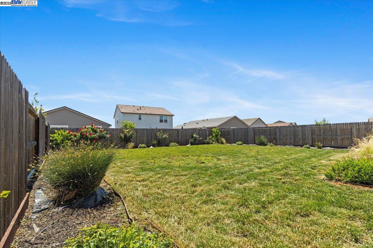946 Osprey Dr, Lathrop, California 95330, 4 Bedrooms Bedrooms, 7 Rooms Rooms,2 BathroomsBathrooms,Residential Lease,For Rent,946 Osprey Dr,41101755