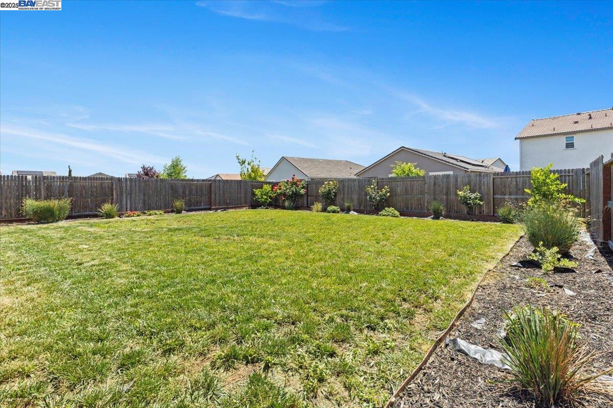 946 Osprey Dr, Lathrop, California 95330, 4 Bedrooms Bedrooms, 7 Rooms Rooms,2 BathroomsBathrooms,Residential Lease,For Rent,946 Osprey Dr,41101755