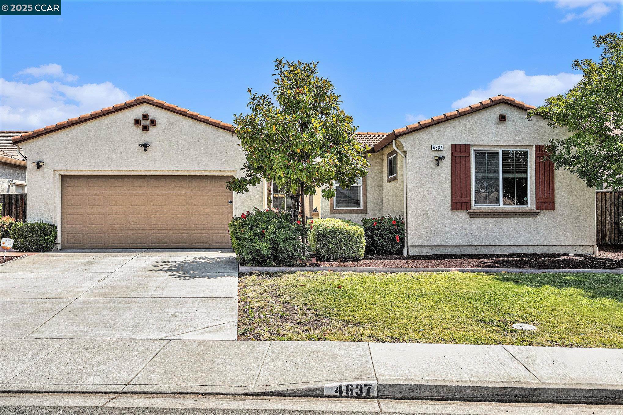 Detail Gallery Image 1 of 1 For 4637 Appleglen St, Antioch,  CA 94531 - 4 Beds | 2/1 Baths