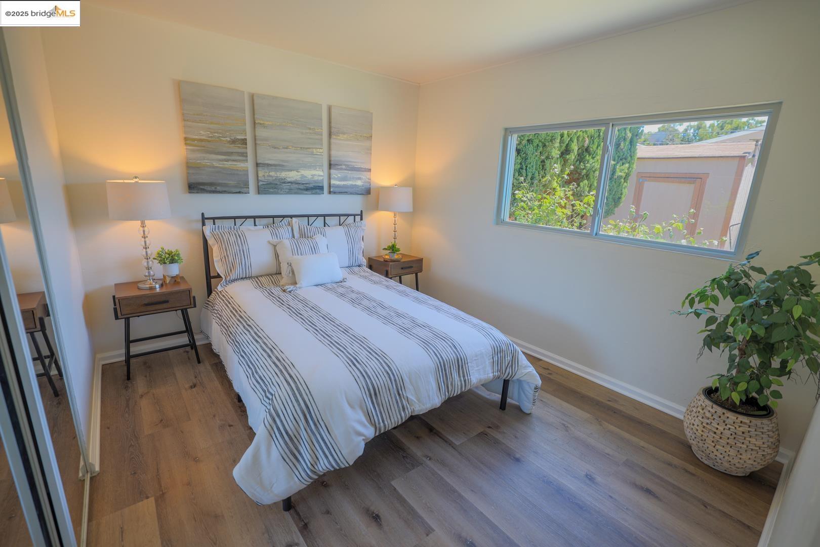 Detail Gallery Image 16 of 30 For 2932 Gilma Dr, Richmond,  CA 94806 - 3 Beds | 2 Baths