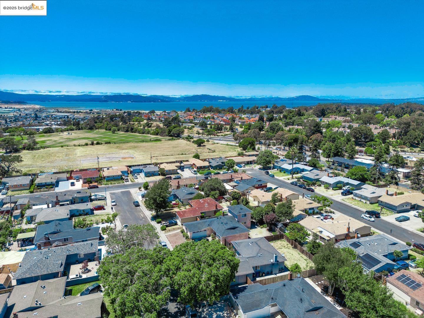 Detail Gallery Image 29 of 30 For 2932 Gilma Dr, Richmond,  CA 94806 - 3 Beds | 2 Baths