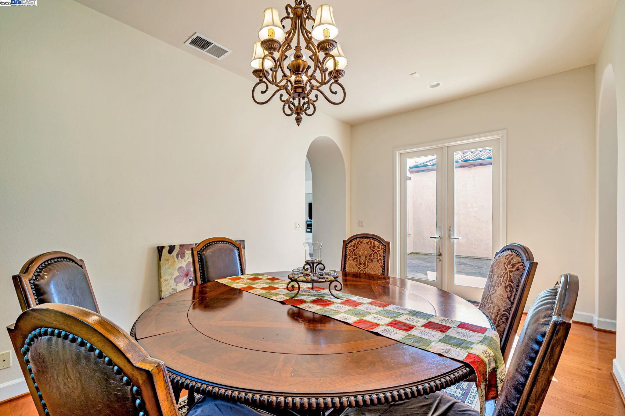 2048 Feathermint Dr, San Ramon, California 94582, 6 Bedrooms Bedrooms, 13 Rooms Rooms,3 BathroomsBathrooms,Residential Lease,For Rent,2048 Feathermint Dr,41101769