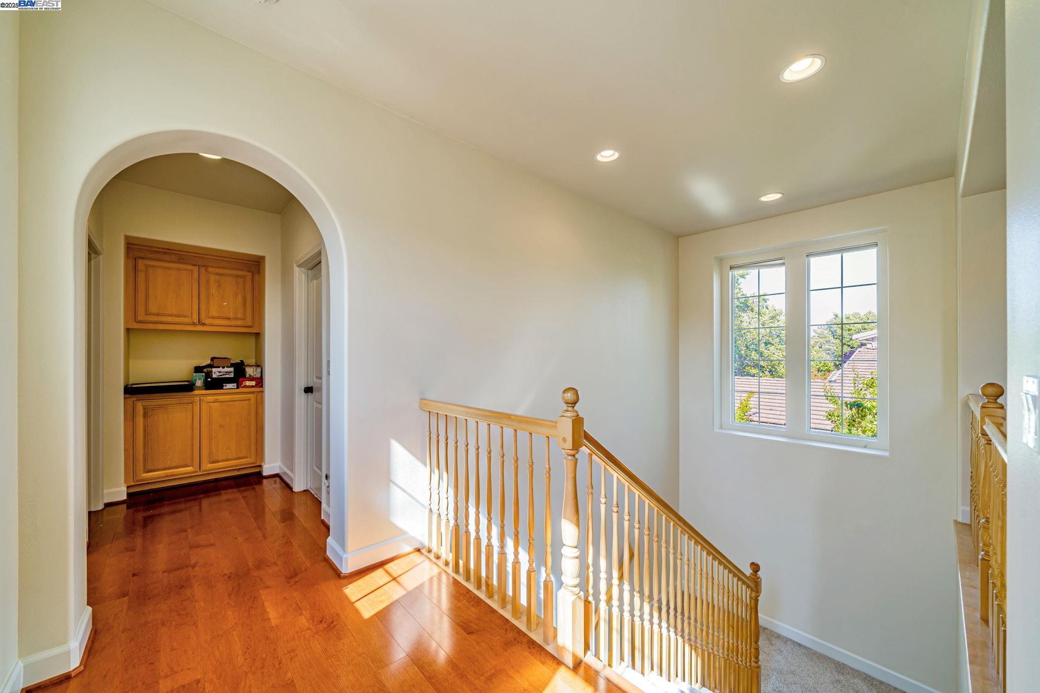2048 Feathermint Dr, San Ramon, California 94582, 6 Bedrooms Bedrooms, 13 Rooms Rooms,3 BathroomsBathrooms,Residential Lease,For Rent,2048 Feathermint Dr,41101769