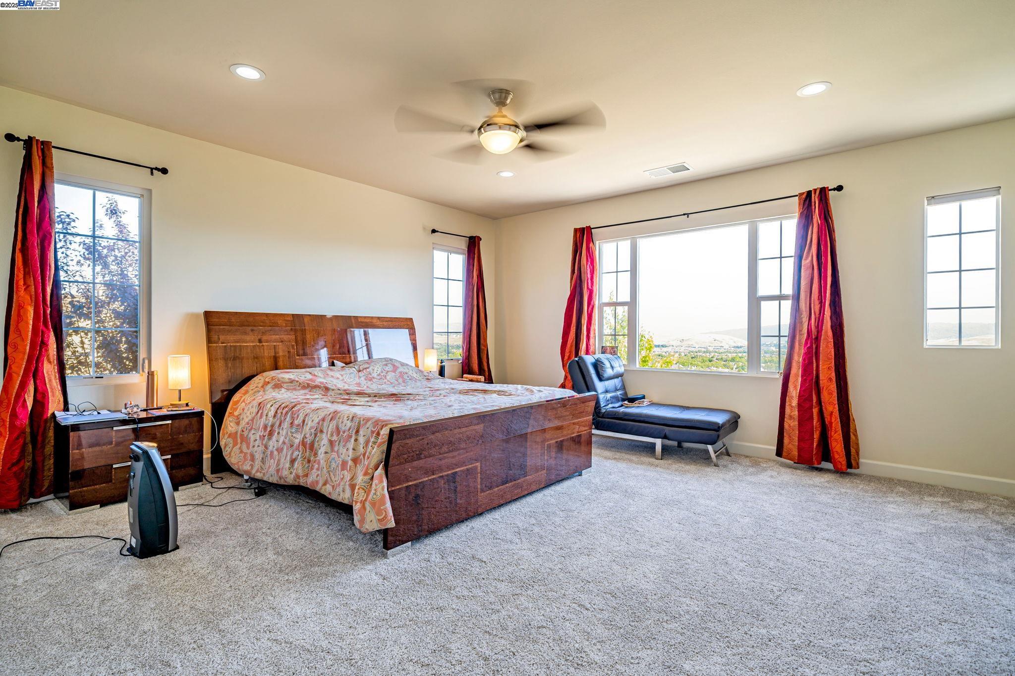 2048 Feathermint Dr, San Ramon, California 94582, 6 Bedrooms Bedrooms, 13 Rooms Rooms,3 BathroomsBathrooms,Residential Lease,For Rent,2048 Feathermint Dr,41101769