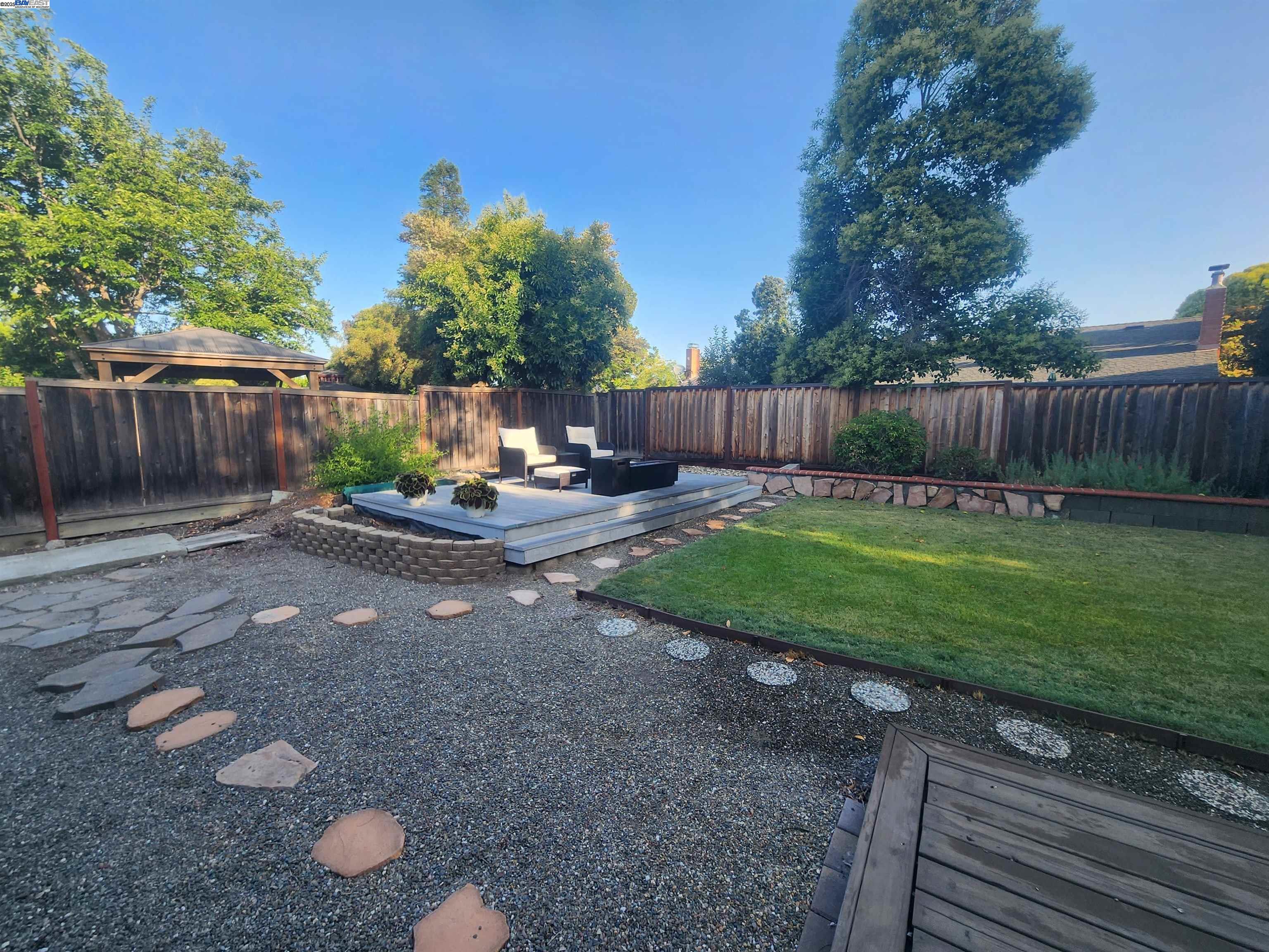1733 Carnation Cir, Livermore, California 94551, 4 Bedrooms Bedrooms, 8 Rooms Rooms,2 BathroomsBathrooms,Residential Lease,For Rent,1733 Carnation Cir,41101771