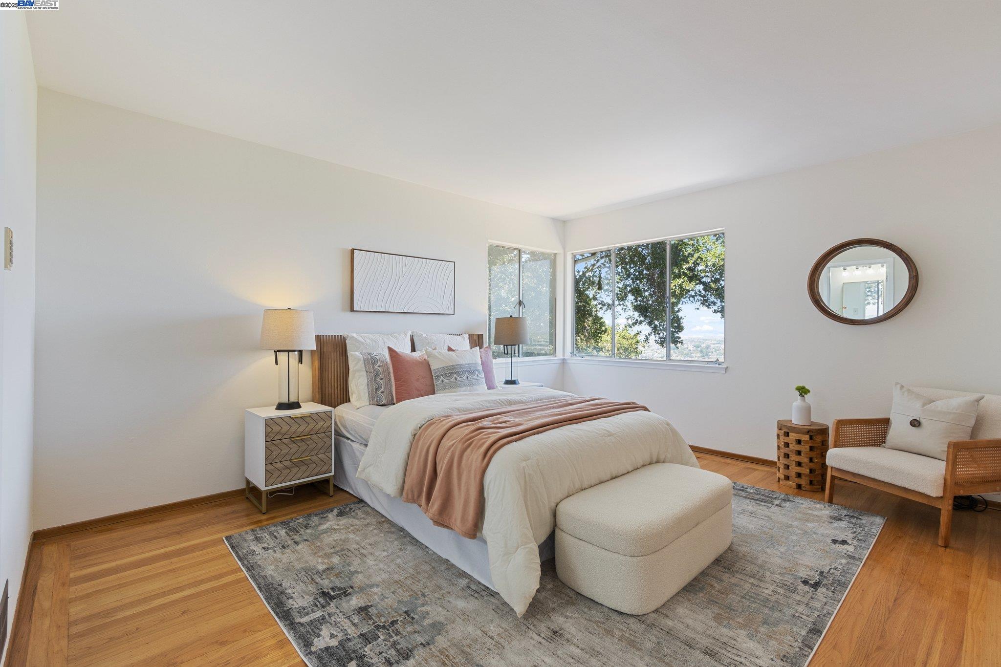 Detail Gallery Image 11 of 33 For 535 Vannier Dr, Belmont,  CA 94002 - 4 Beds | 2 Baths