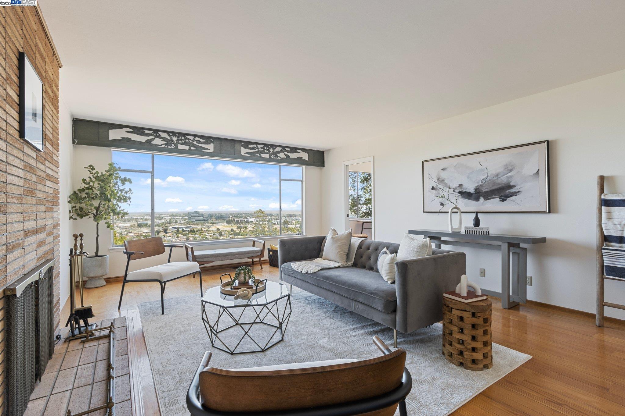 Detail Gallery Image 5 of 33 For 535 Vannier Dr, Belmont,  CA 94002 - 4 Beds | 2 Baths