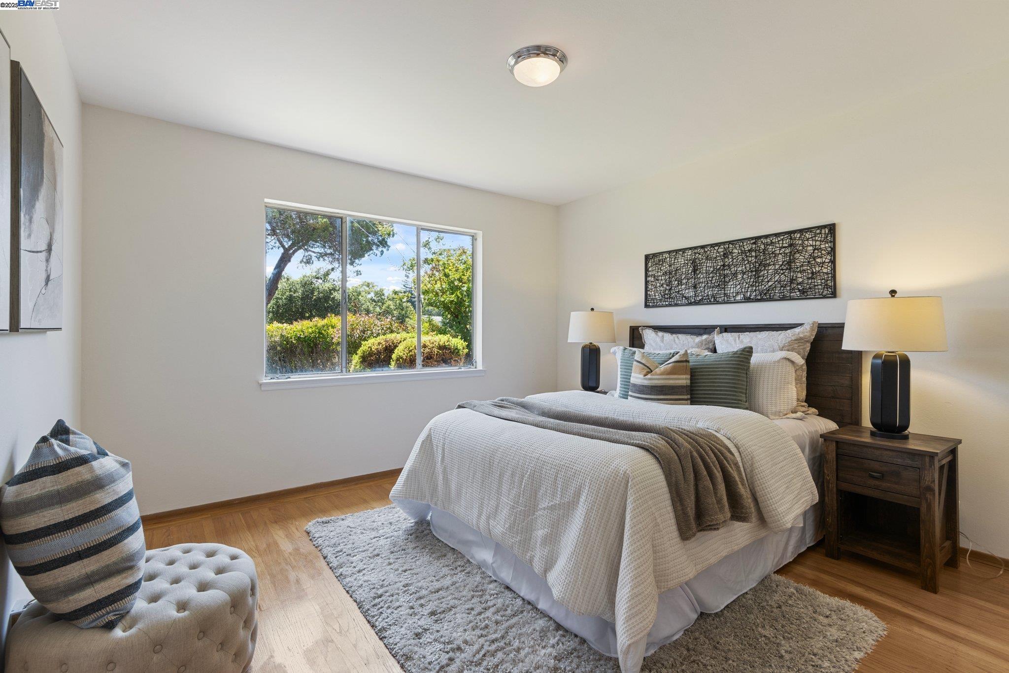 Detail Gallery Image 10 of 33 For 535 Vannier Dr, Belmont,  CA 94002 - 4 Beds | 2 Baths