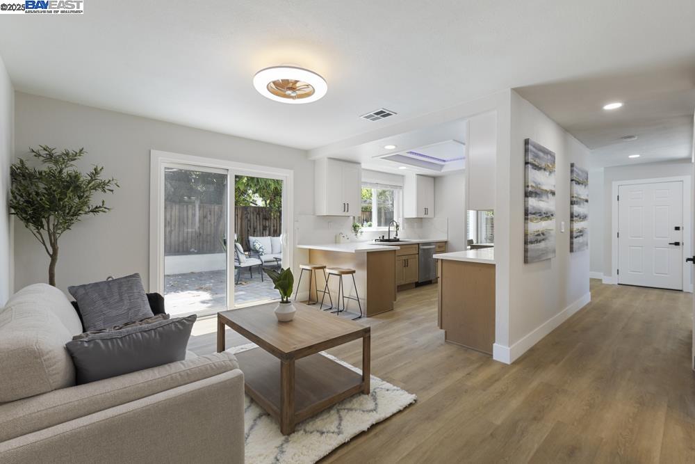 Detail Gallery Image 21 of 48 For 1656 Briarcrest Ct, San Jose,  CA 95131 - 4 Beds | 2/1 Baths