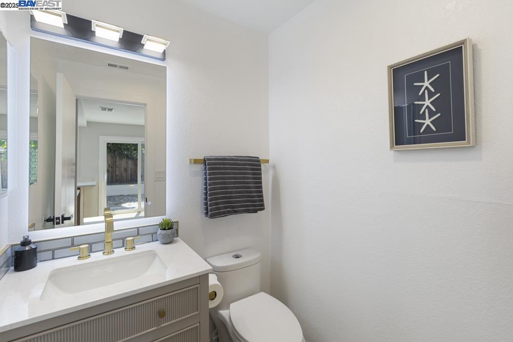 Detail Gallery Image 22 of 48 For 1656 Briarcrest Ct, San Jose,  CA 95131 - 4 Beds | 2/1 Baths