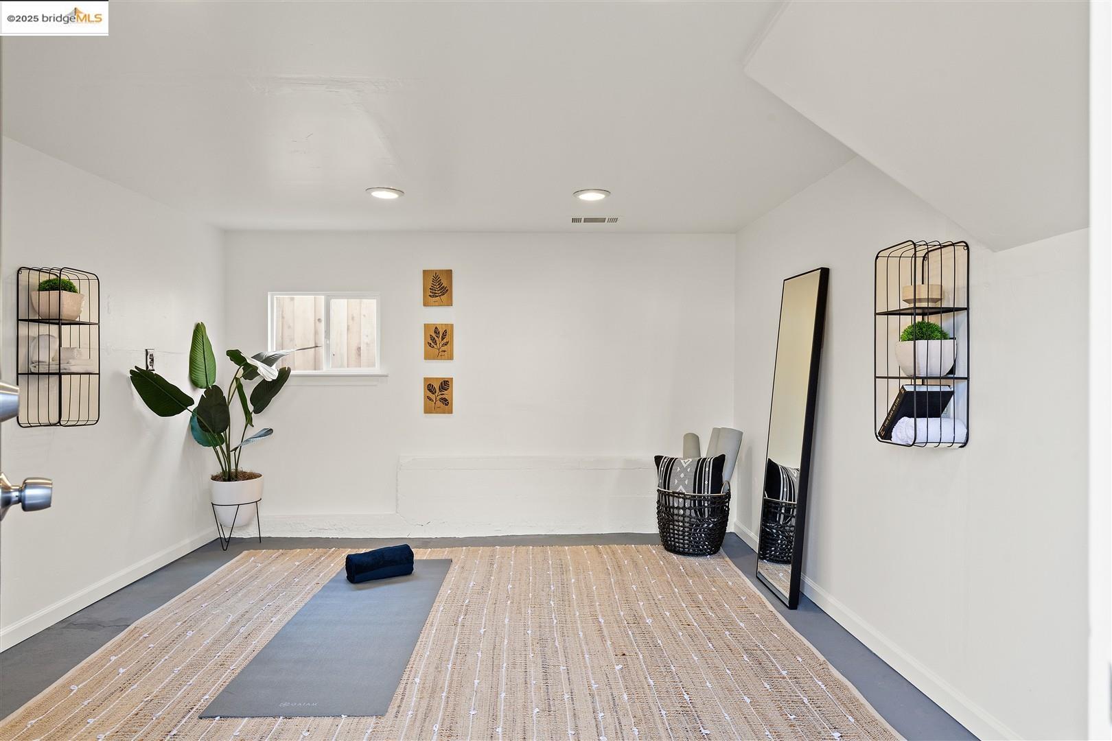 Detail Gallery Image 33 of 53 For 8 Alta Loma, Benicia,  CA 94510 - 3 Beds | 2 Baths