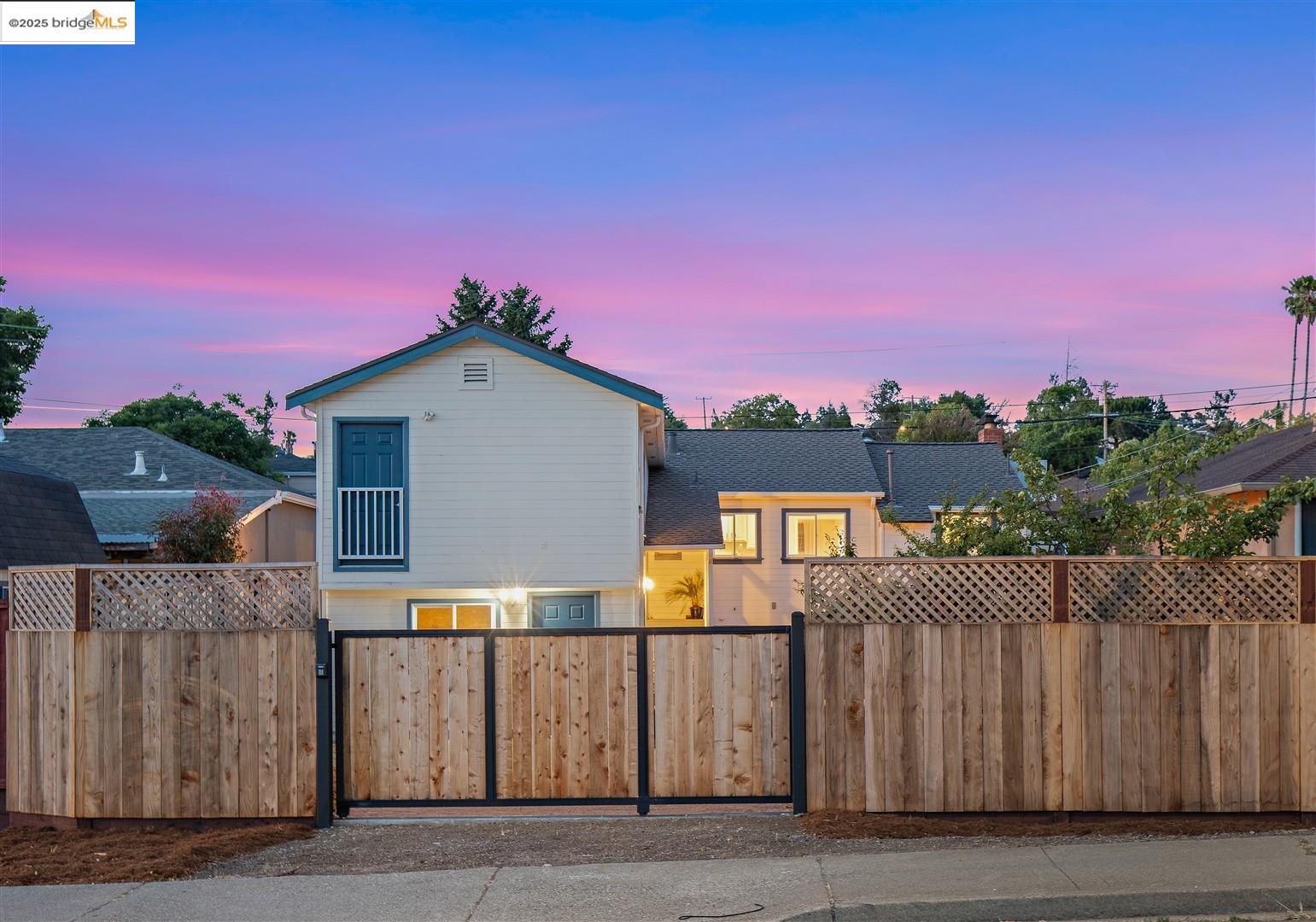 Detail Gallery Image 41 of 53 For 8 Alta Loma, Benicia,  CA 94510 - 3 Beds | 2 Baths
