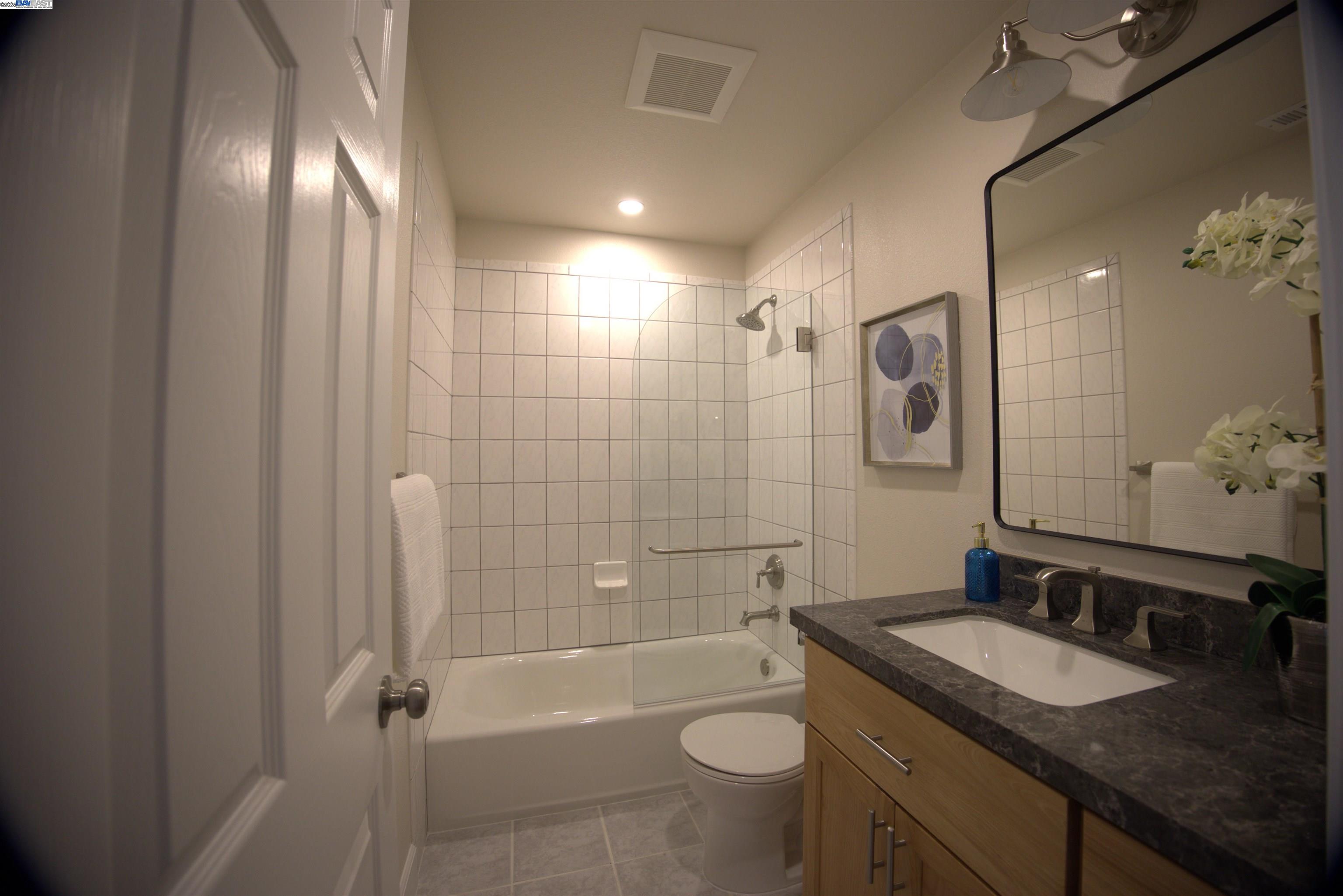Detail Gallery Image 16 of 35 For 4668 Flamingo Park Ct, Fremont,  CA 94538 - 4 Beds | 2 Baths