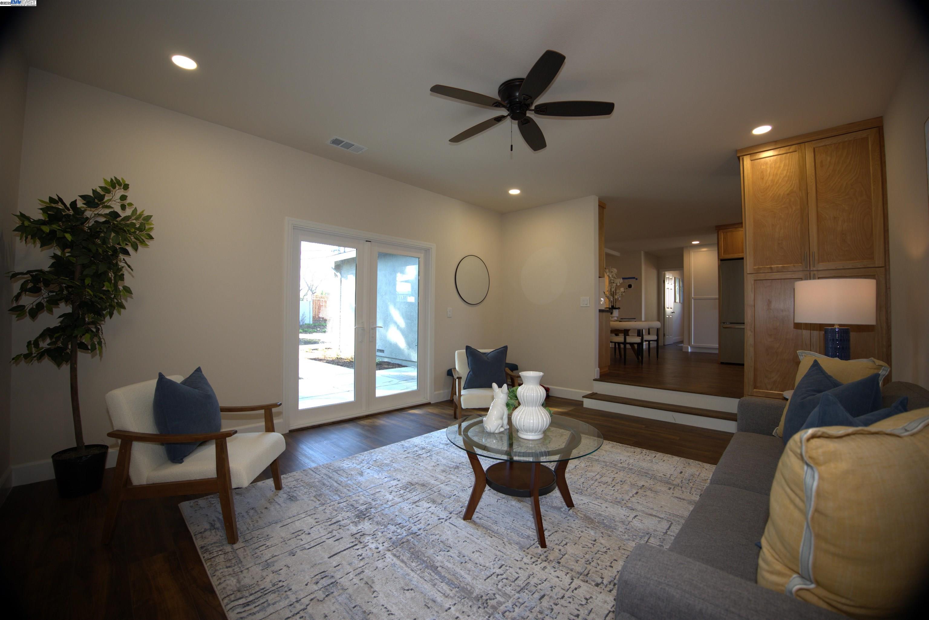 Detail Gallery Image 10 of 35 For 4668 Flamingo Park Ct, Fremont,  CA 94538 - 4 Beds | 2 Baths
