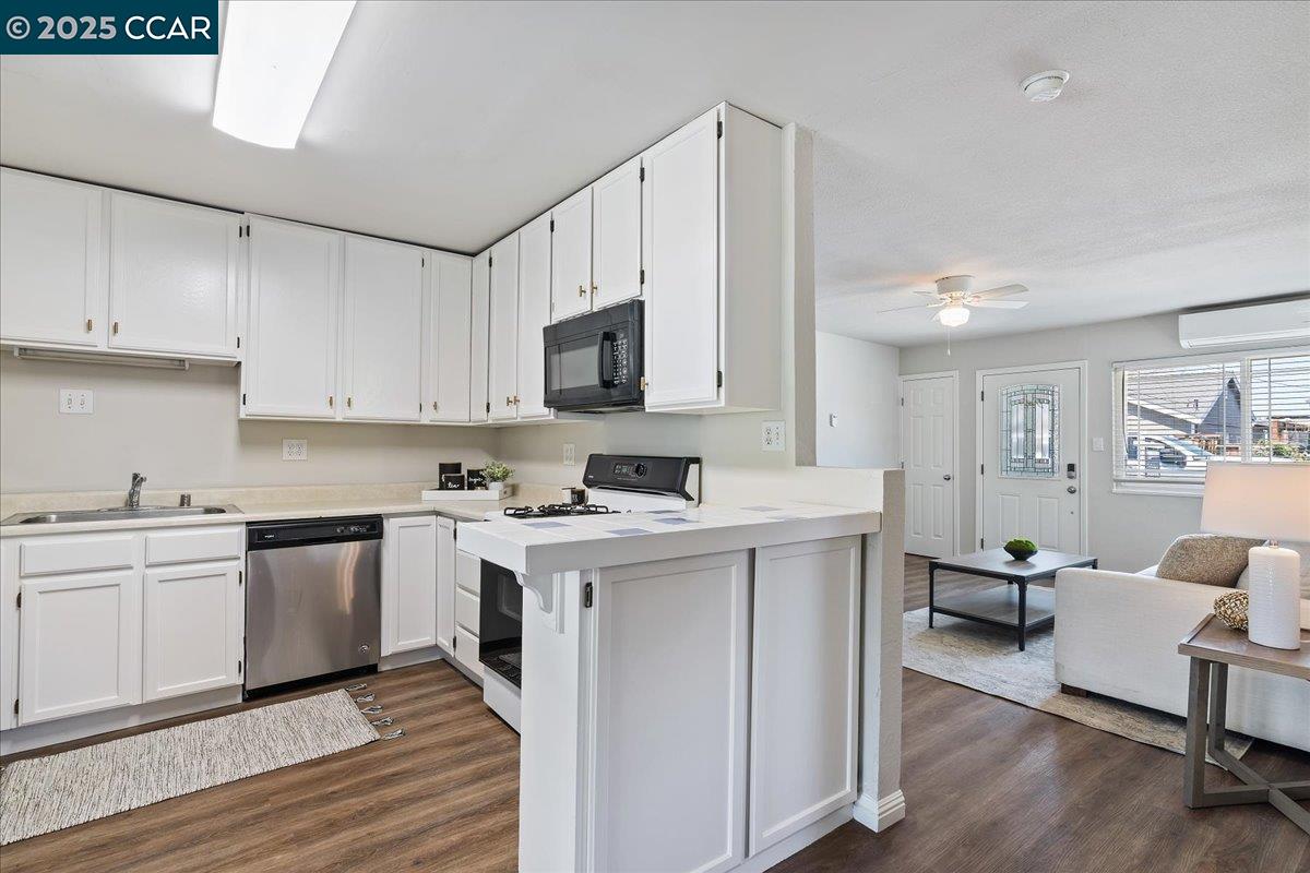 720 JANE COURT, MARTINEZ, CA 94553  Photo 8