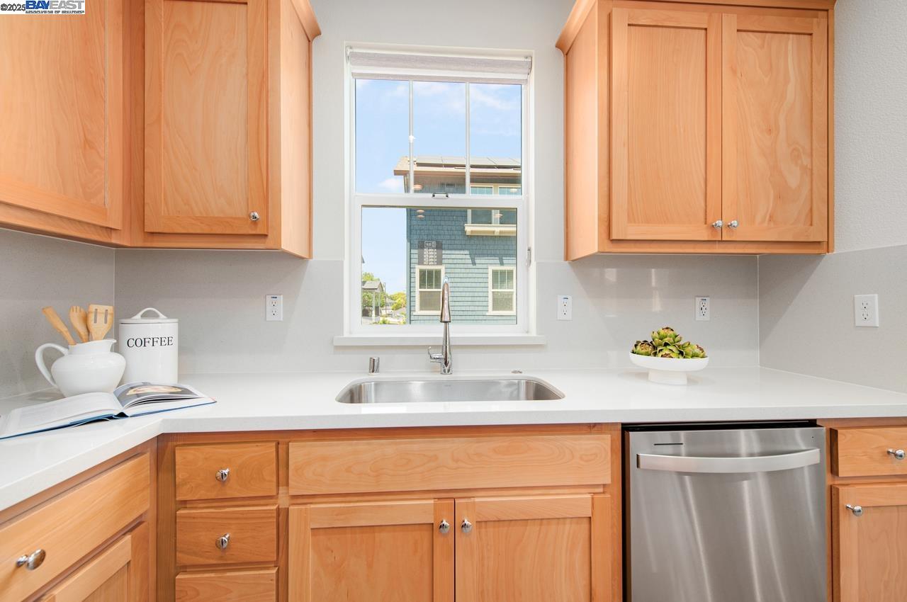 Photo #12: 41101798 Listing: Photo #12