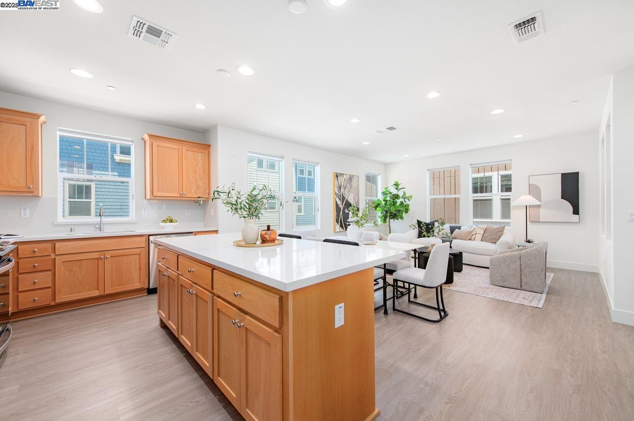 Photo #9: 41101798 Listing: Photo #9