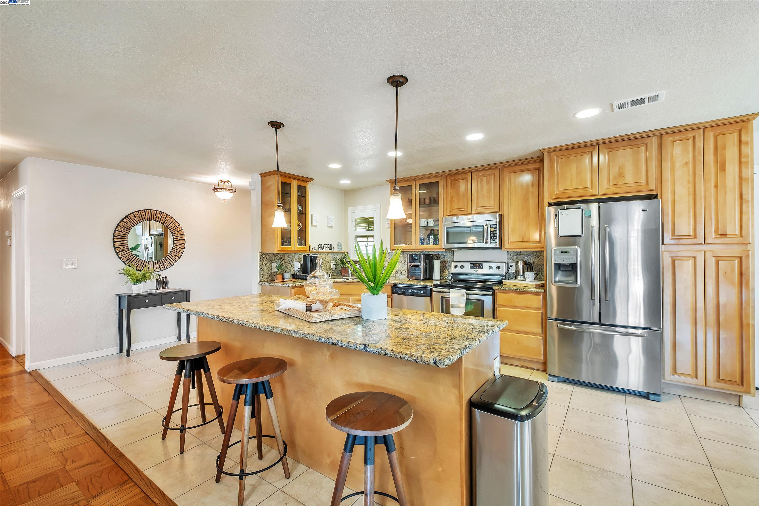 Detail Gallery Image 11 of 49 For 5965 Moores Ave, Newark,  CA 94560 - 3 Beds | 2 Baths