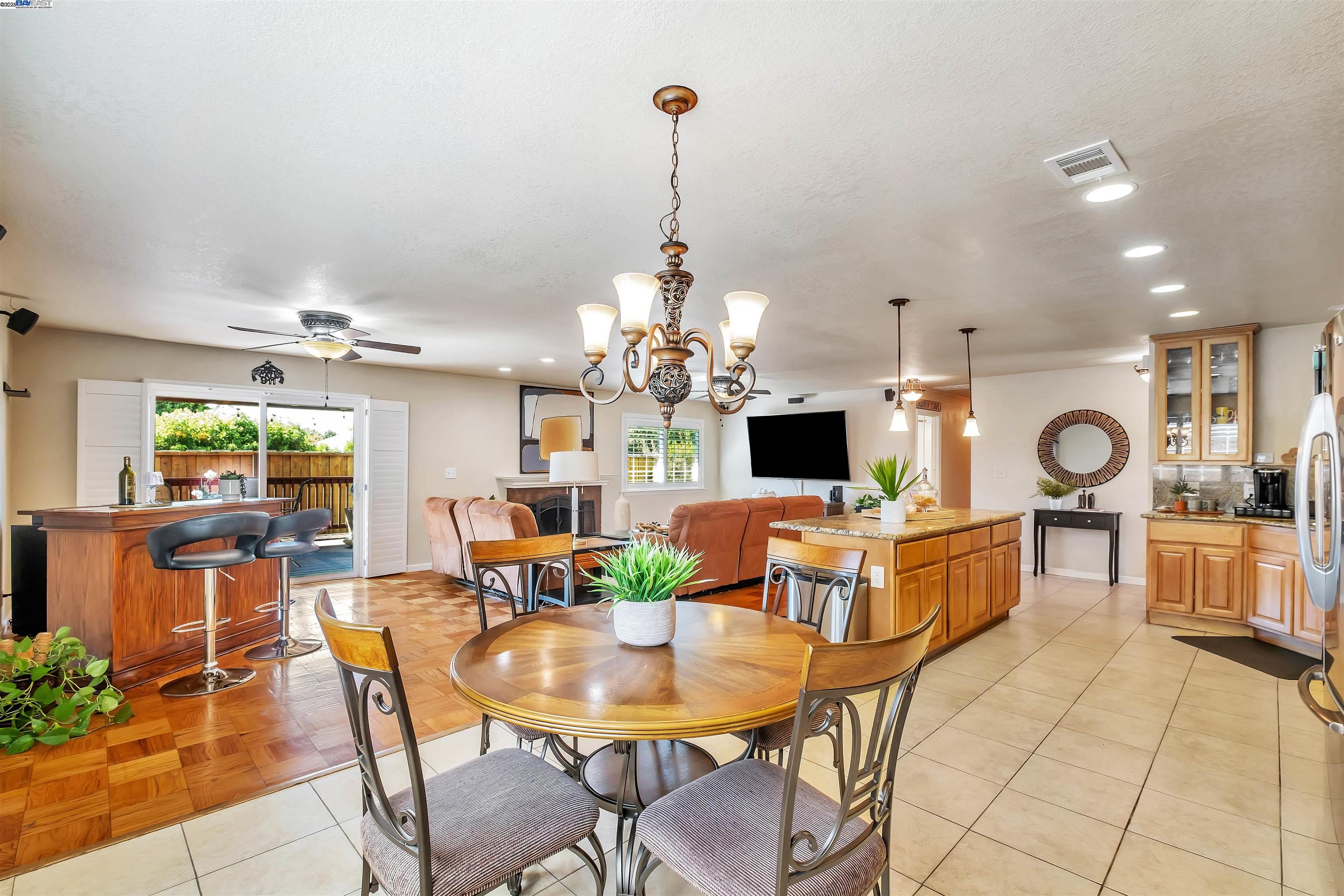 Detail Gallery Image 14 of 49 For 5965 Moores Ave, Newark,  CA 94560 - 3 Beds | 2 Baths