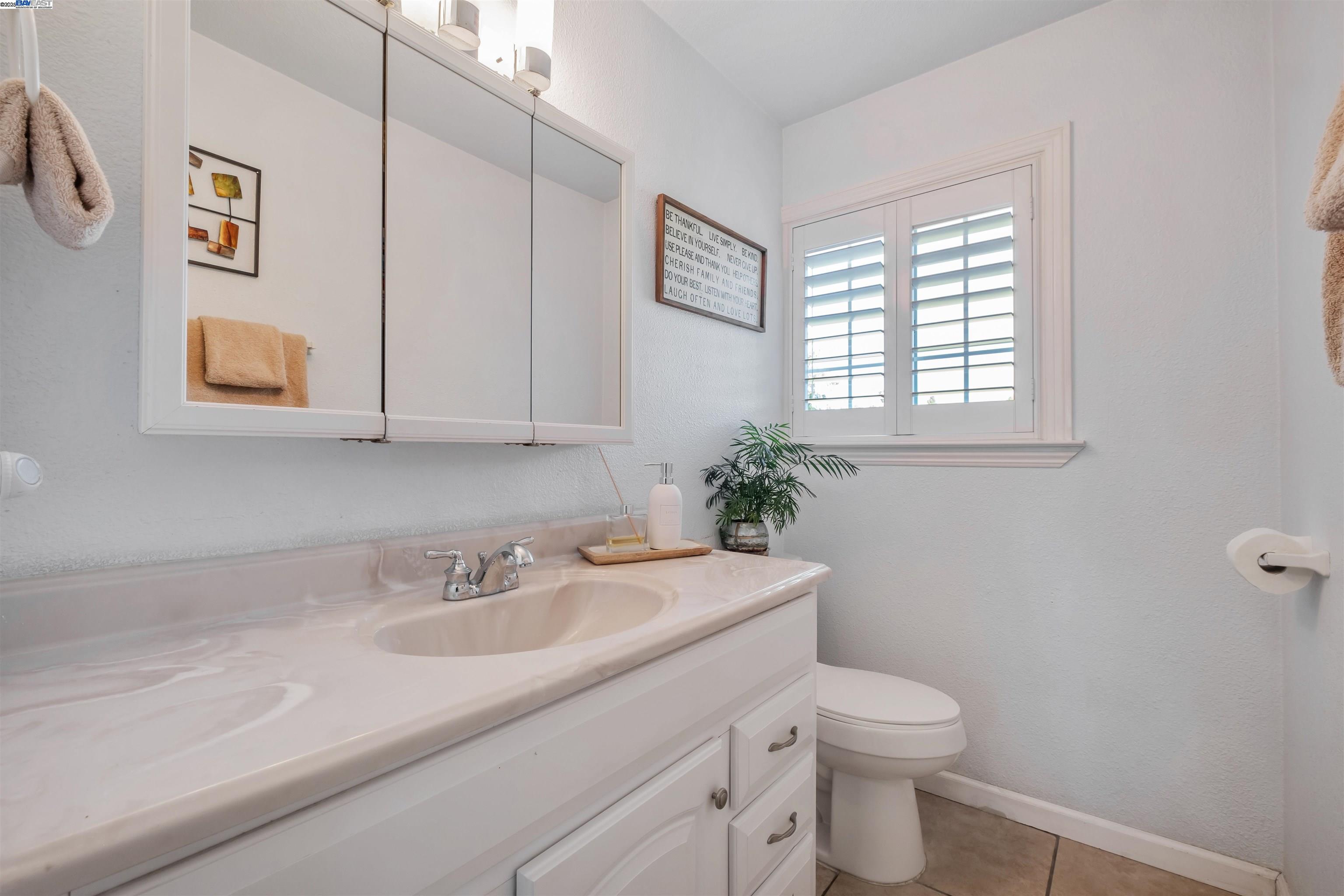 Detail Gallery Image 29 of 49 For 5965 Moores Ave, Newark,  CA 94560 - 3 Beds | 2 Baths