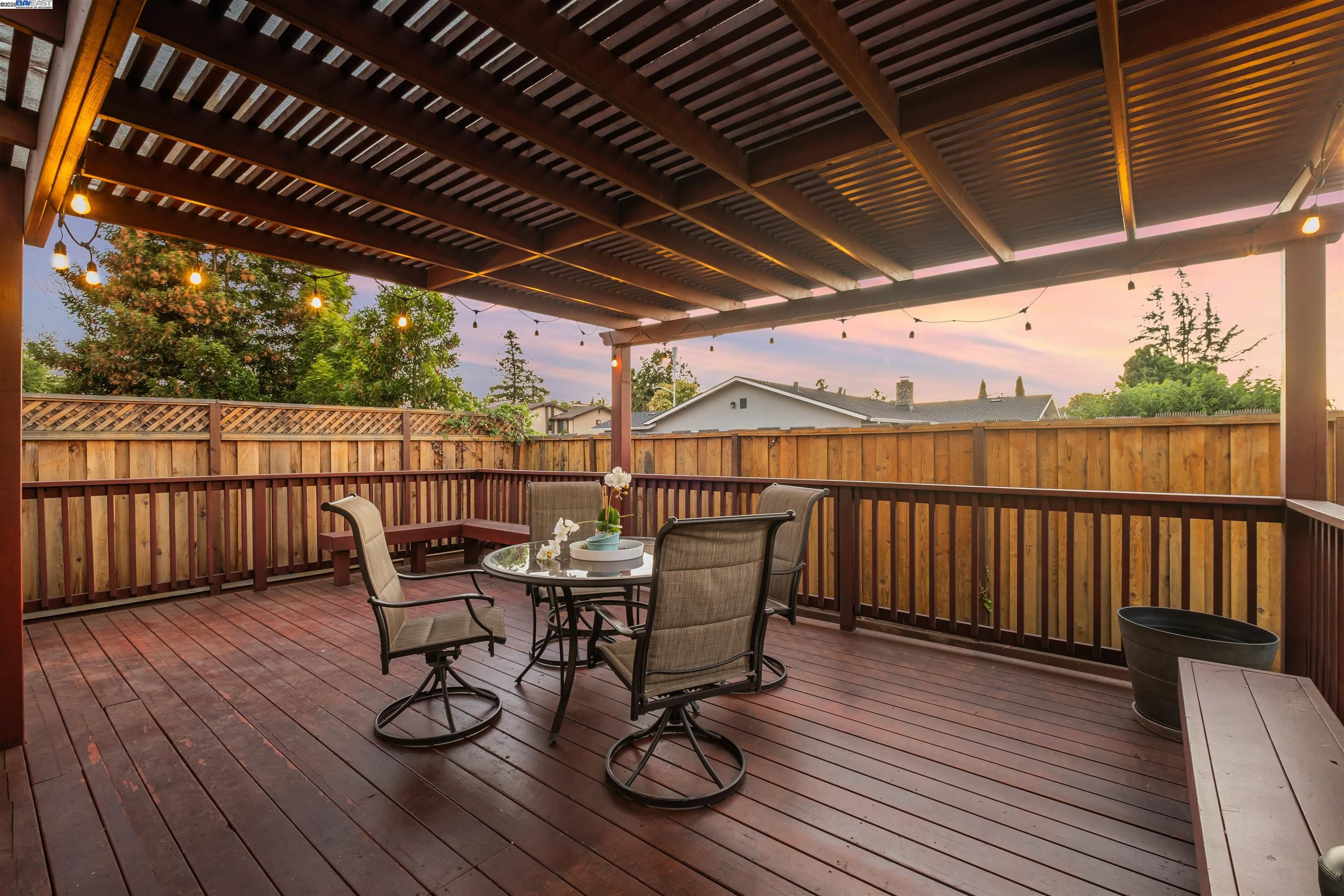 Detail Gallery Image 34 of 49 For 5965 Moores Ave, Newark,  CA 94560 - 3 Beds | 2 Baths