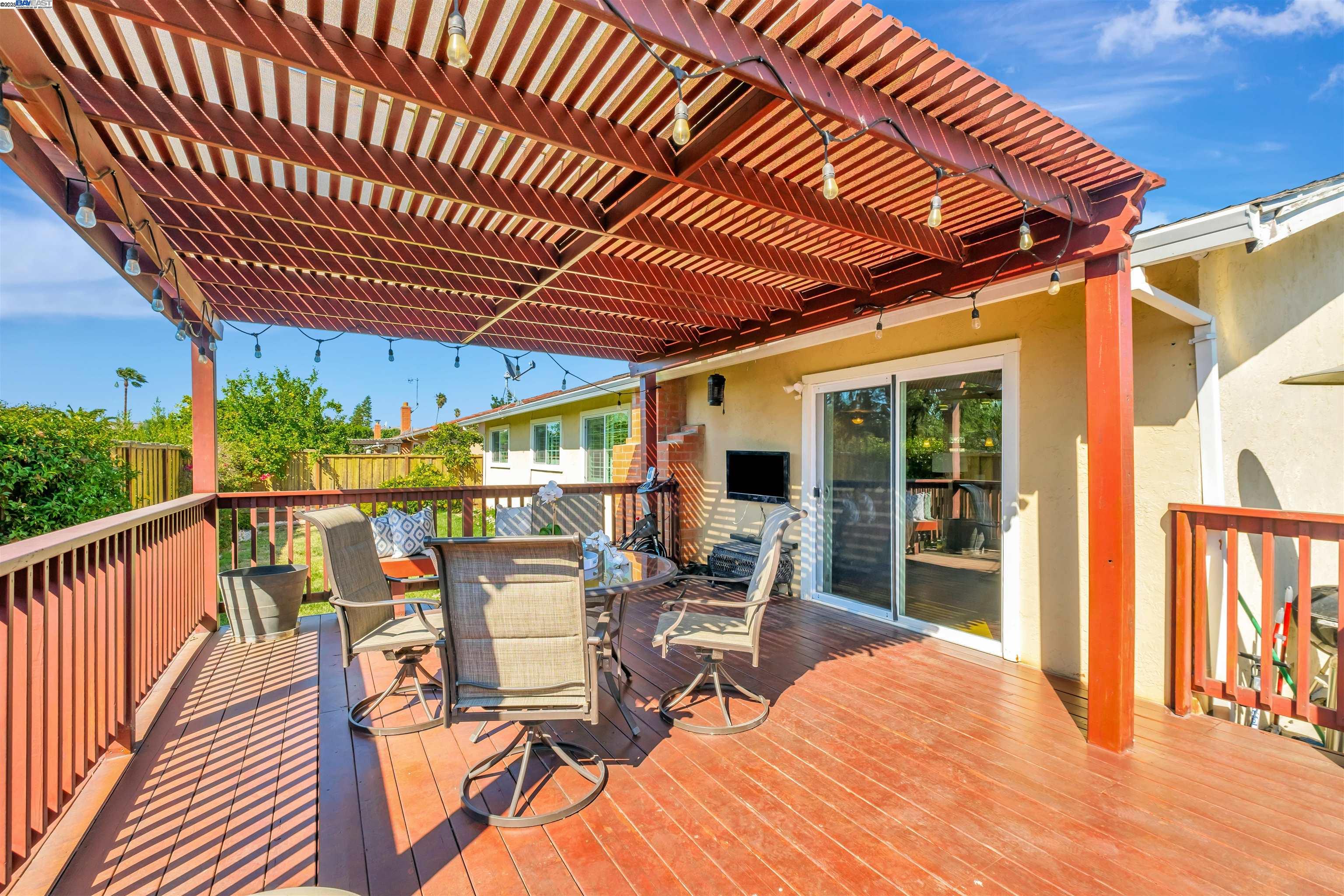 Detail Gallery Image 39 of 49 For 5965 Moores Ave, Newark,  CA 94560 - 3 Beds | 2 Baths