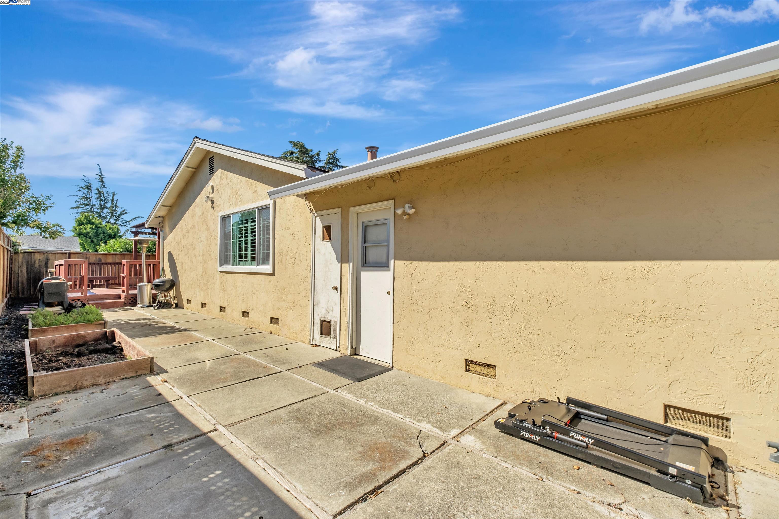 Detail Gallery Image 42 of 49 For 5965 Moores Ave, Newark,  CA 94560 - 3 Beds | 2 Baths