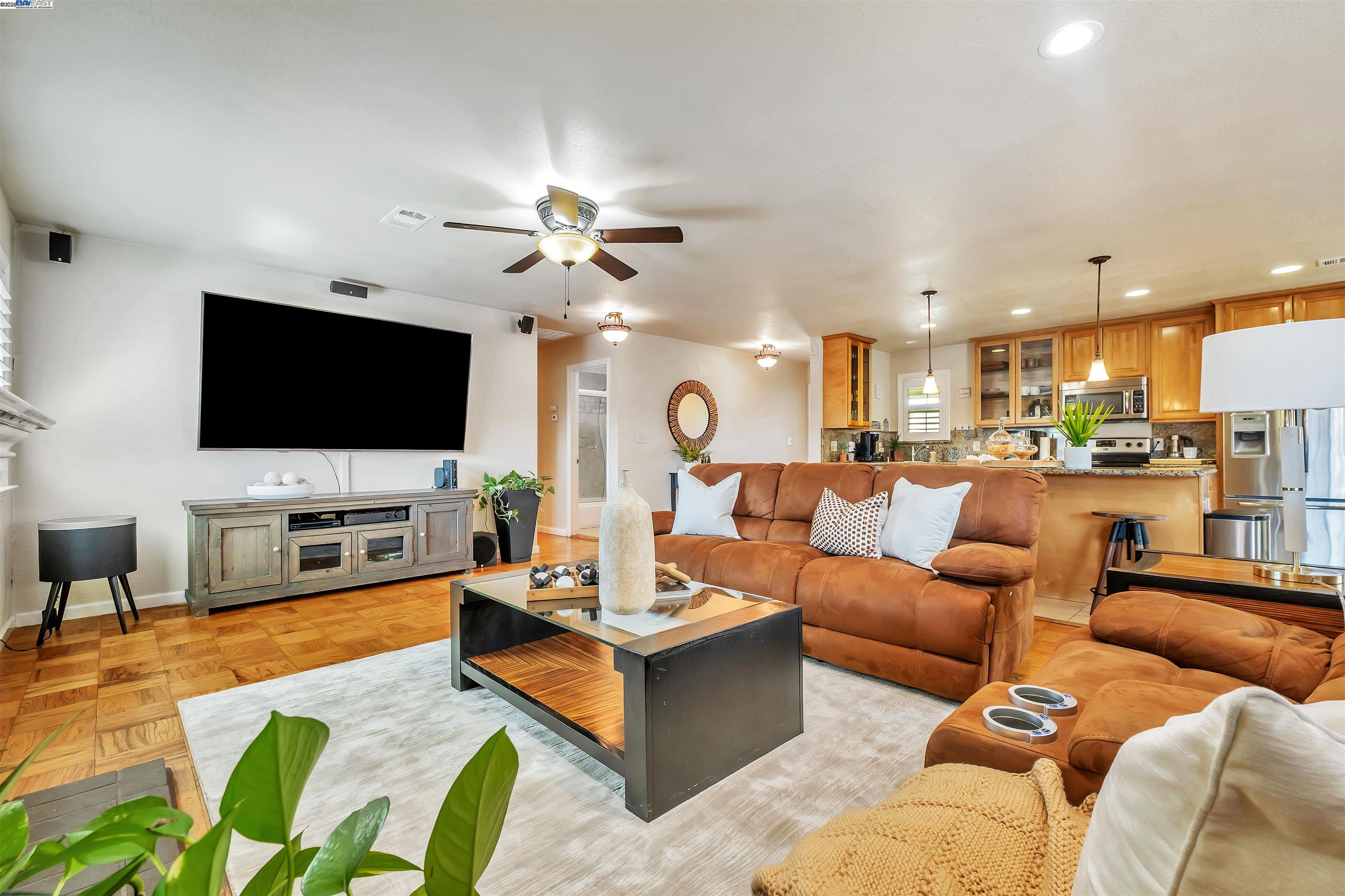 Detail Gallery Image 6 of 49 For 5965 Moores Ave, Newark,  CA 94560 - 3 Beds | 2 Baths