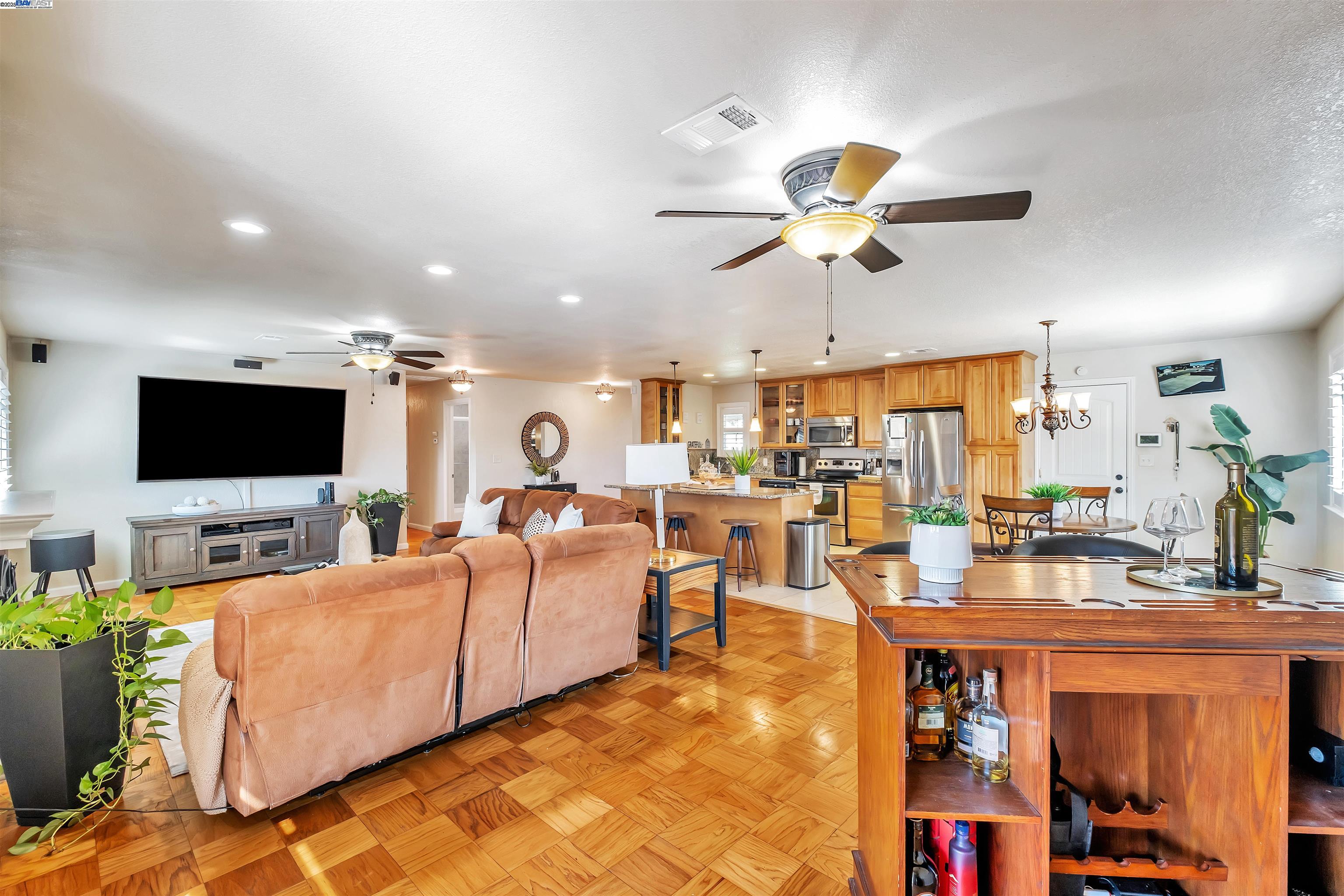 Detail Gallery Image 8 of 49 For 5965 Moores Ave, Newark,  CA 94560 - 3 Beds | 2 Baths