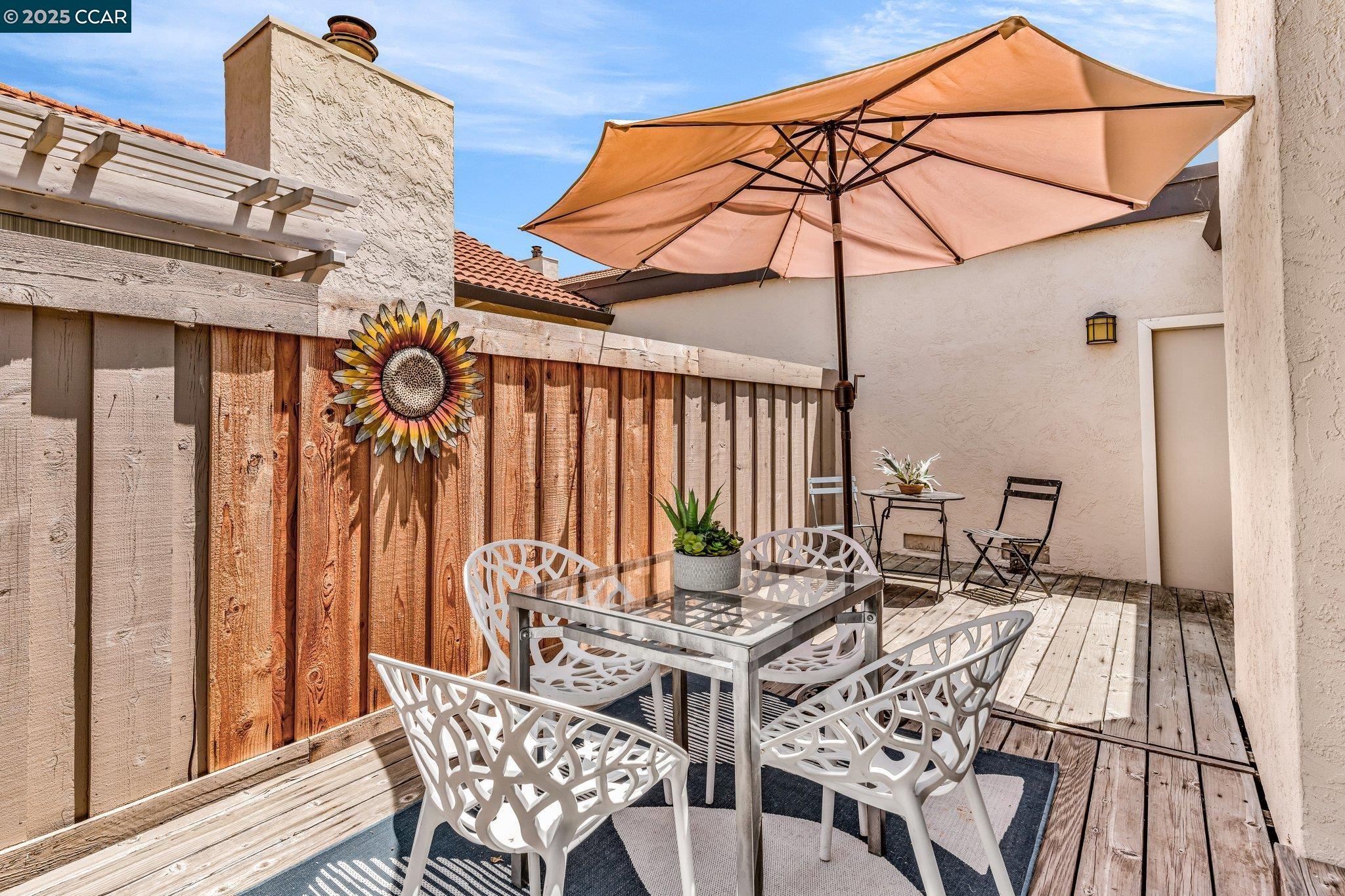 Detail Gallery Image 19 of 27 For 7 Clark Creek Circle, Clayton,  CA 94517-1627 - 3 Beds | 2 Baths