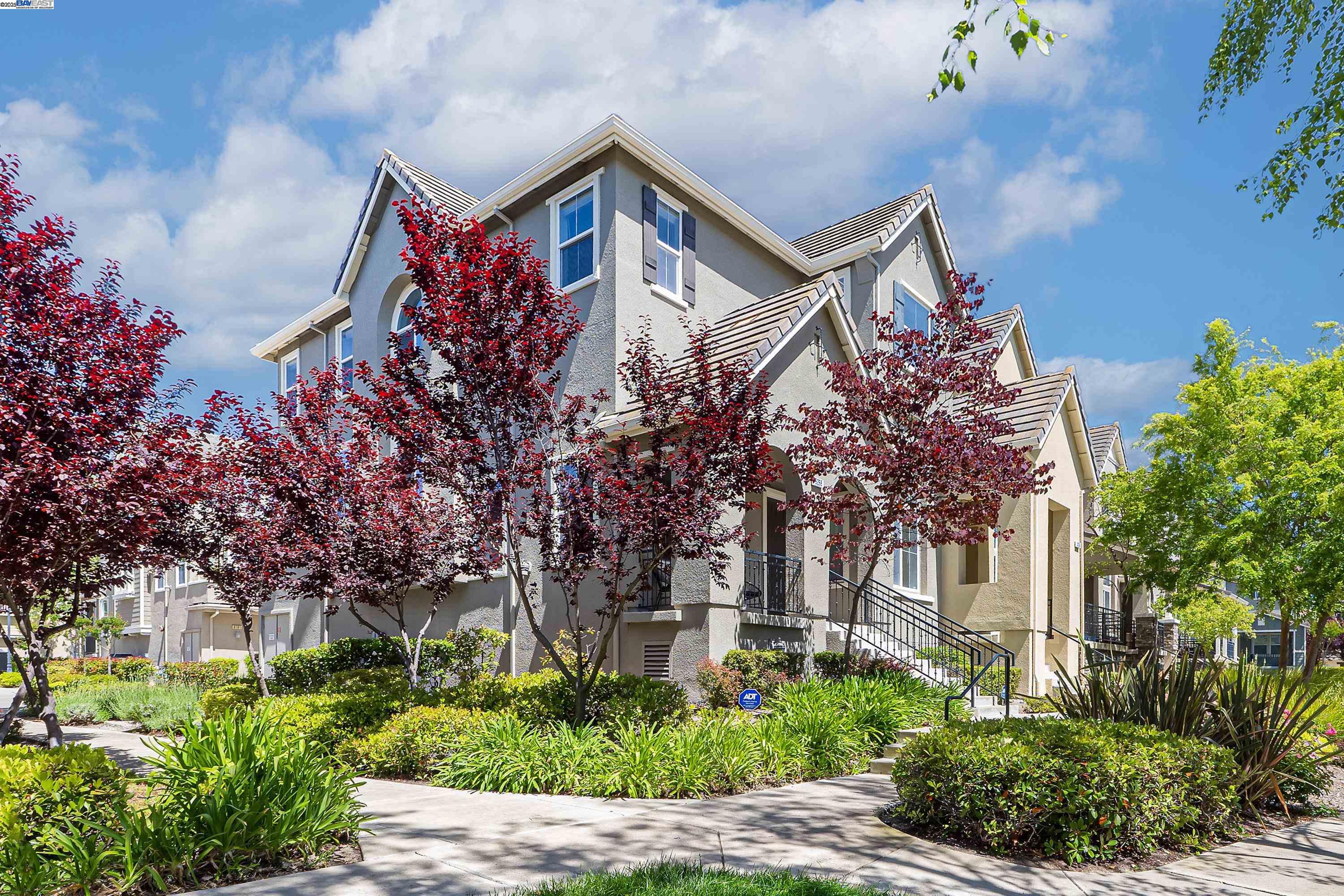 Photo #2: 41101801 Listing 