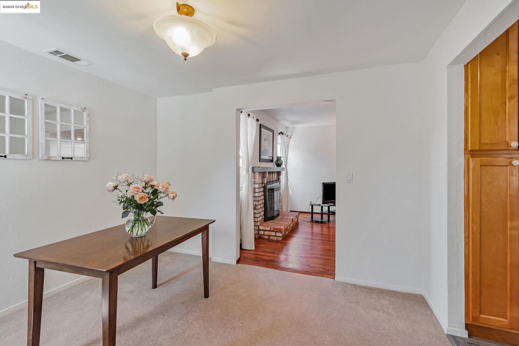 Detail Gallery Image 16 of 39 For 100 Lily Ct, Hercules,  CA 94547 - 4 Beds | 3 Baths