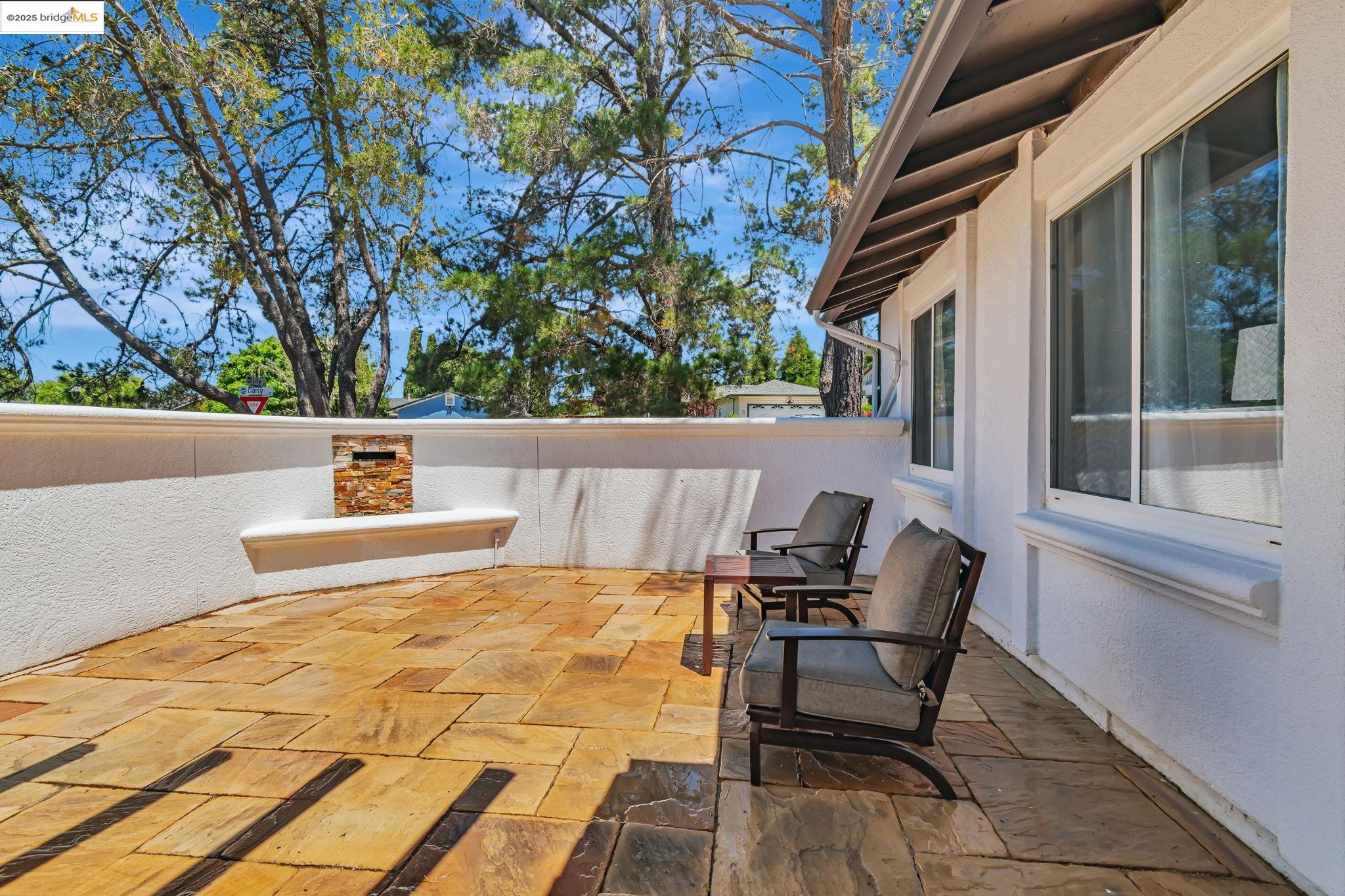 Detail Gallery Image 31 of 39 For 100 Lily Ct, Hercules,  CA 94547 - 4 Beds | 3 Baths