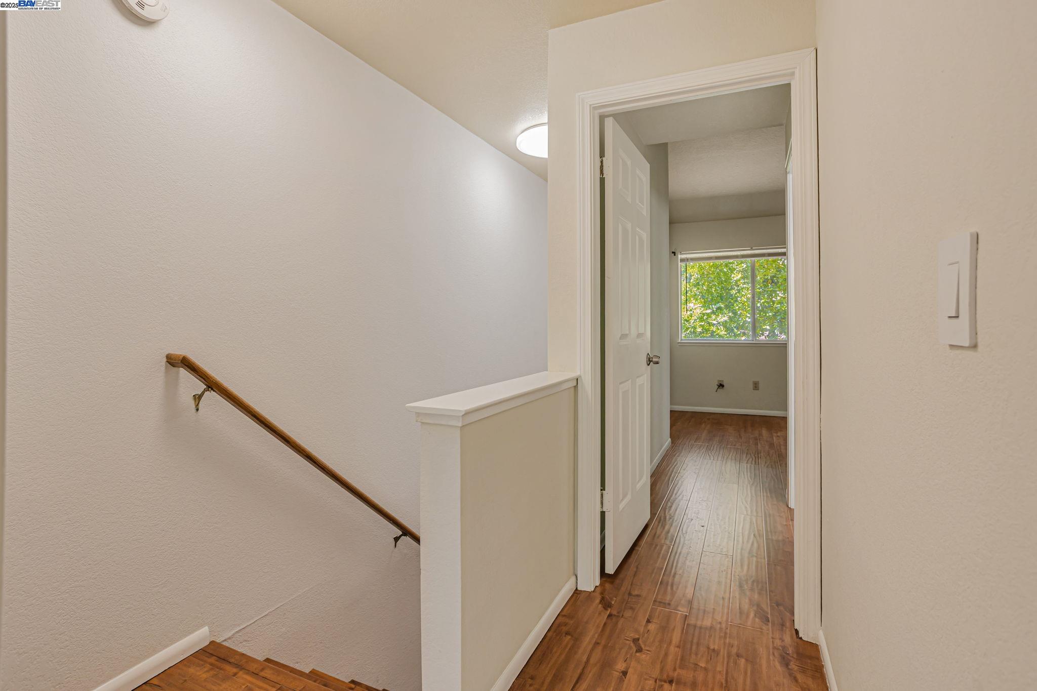 Detail Gallery Image 14 of 41 For 1080 Summerain Ct, San Jose,  CA 95122 - 2 Beds | 2/1 Baths