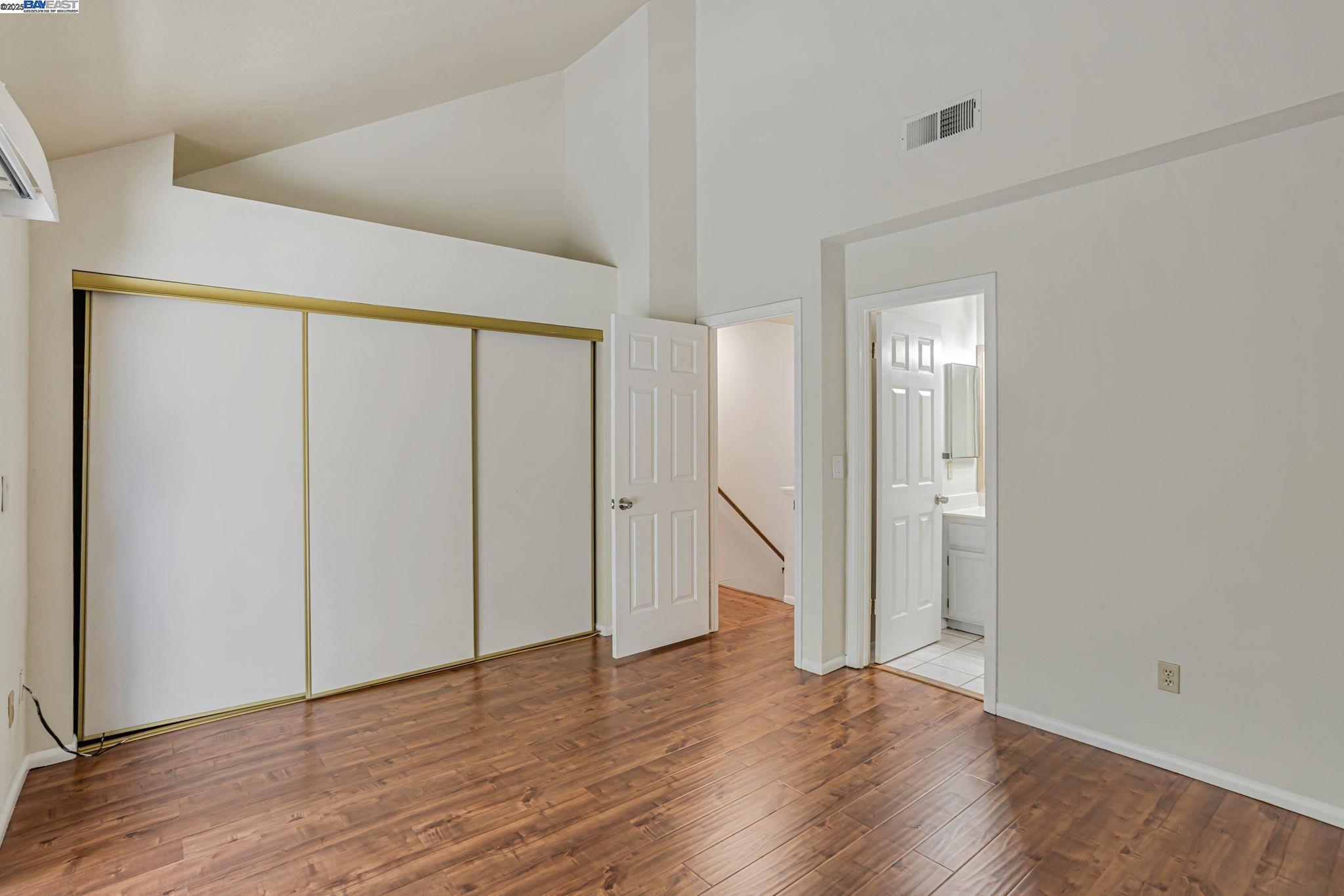 Detail Gallery Image 16 of 41 For 1080 Summerain Ct, San Jose,  CA 95122 - 2 Beds | 2/1 Baths