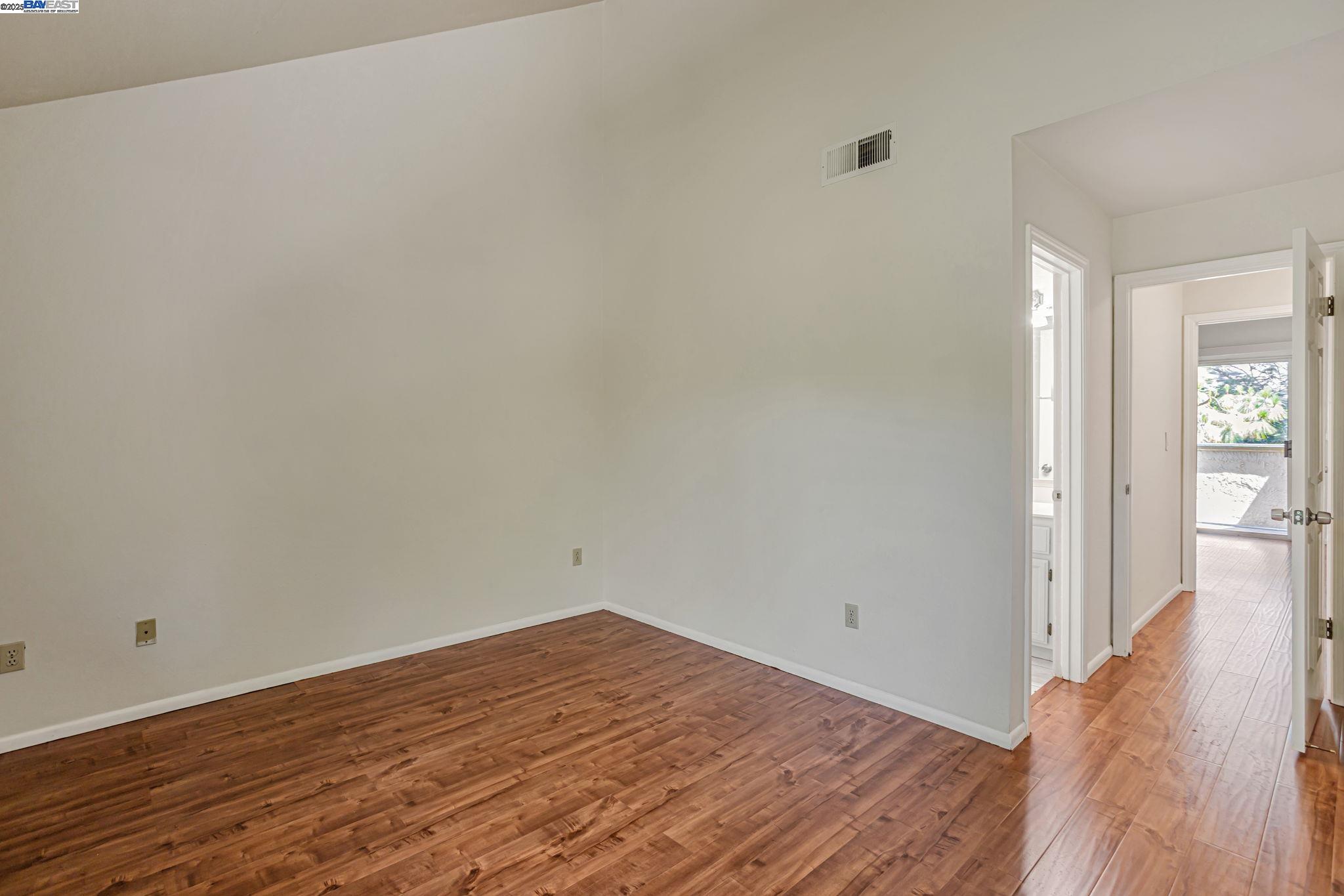Detail Gallery Image 20 of 41 For 1080 Summerain Ct, San Jose,  CA 95122 - 2 Beds | 2/1 Baths