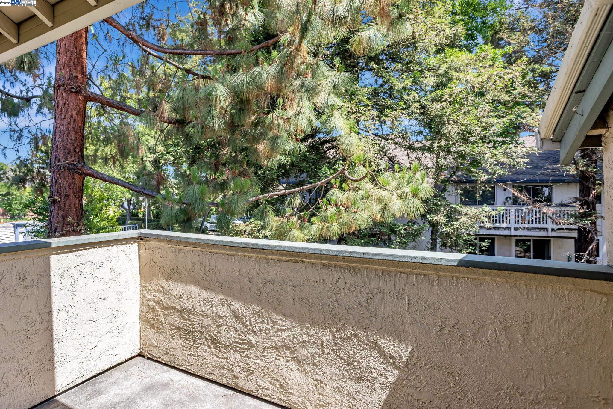 Detail Gallery Image 28 of 41 For 1080 Summerain Ct, San Jose,  CA 95122 - 2 Beds | 2/1 Baths