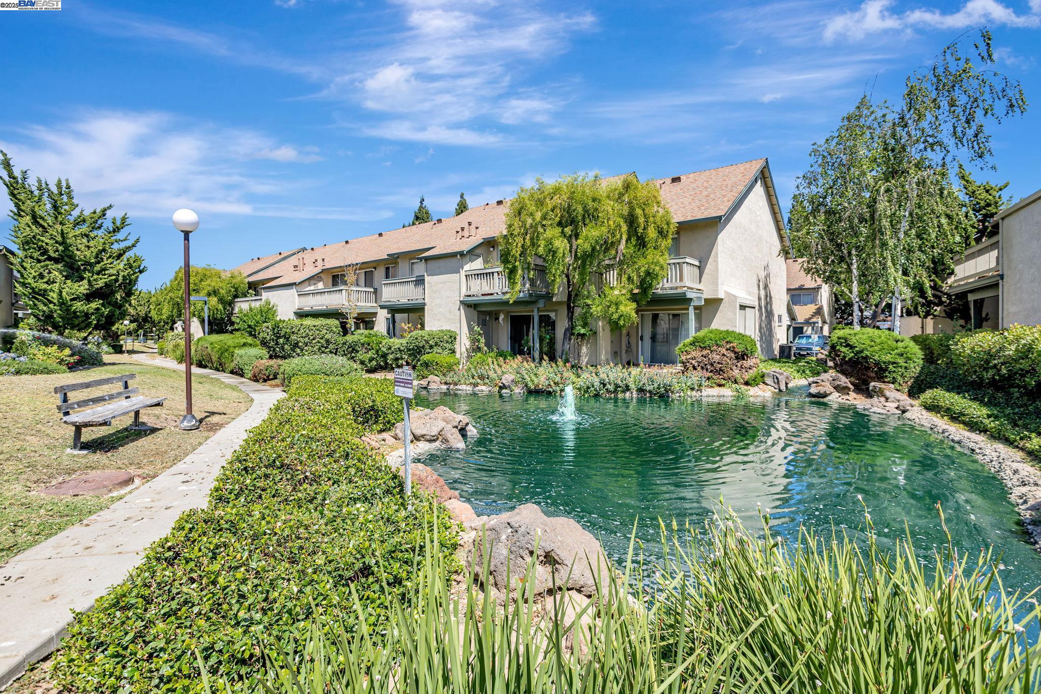 Detail Gallery Image 34 of 41 For 1080 Summerain Ct, San Jose,  CA 95122 - 2 Beds | 2/1 Baths