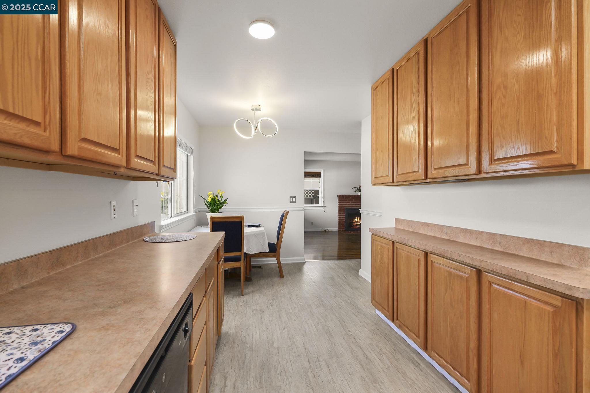 Detail Gallery Image 20 of 34 For 3644 Walnut Ave, Concord,  CA 94519 - 3 Beds | 1 Baths