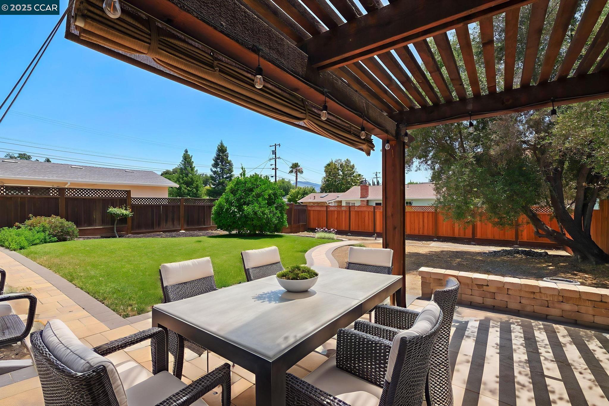 Detail Gallery Image 33 of 34 For 3644 Walnut Ave, Concord,  CA 94519 - 3 Beds | 1 Baths