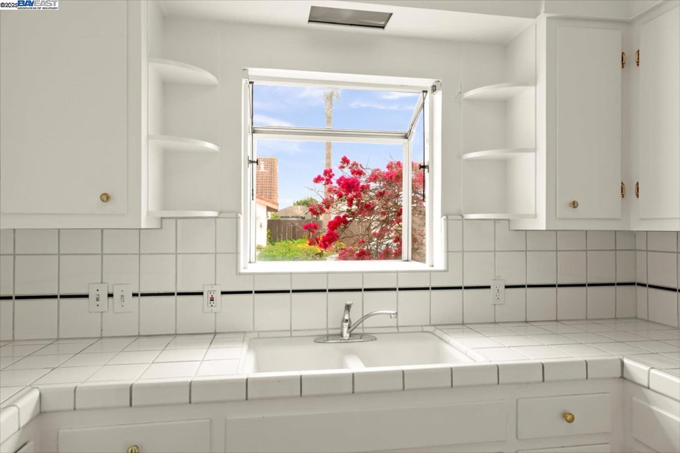 Detail Gallery Image 11 of 30 For 10899 Geil Street, Castroville,  CA 95012 - 3 Beds | 2 Baths