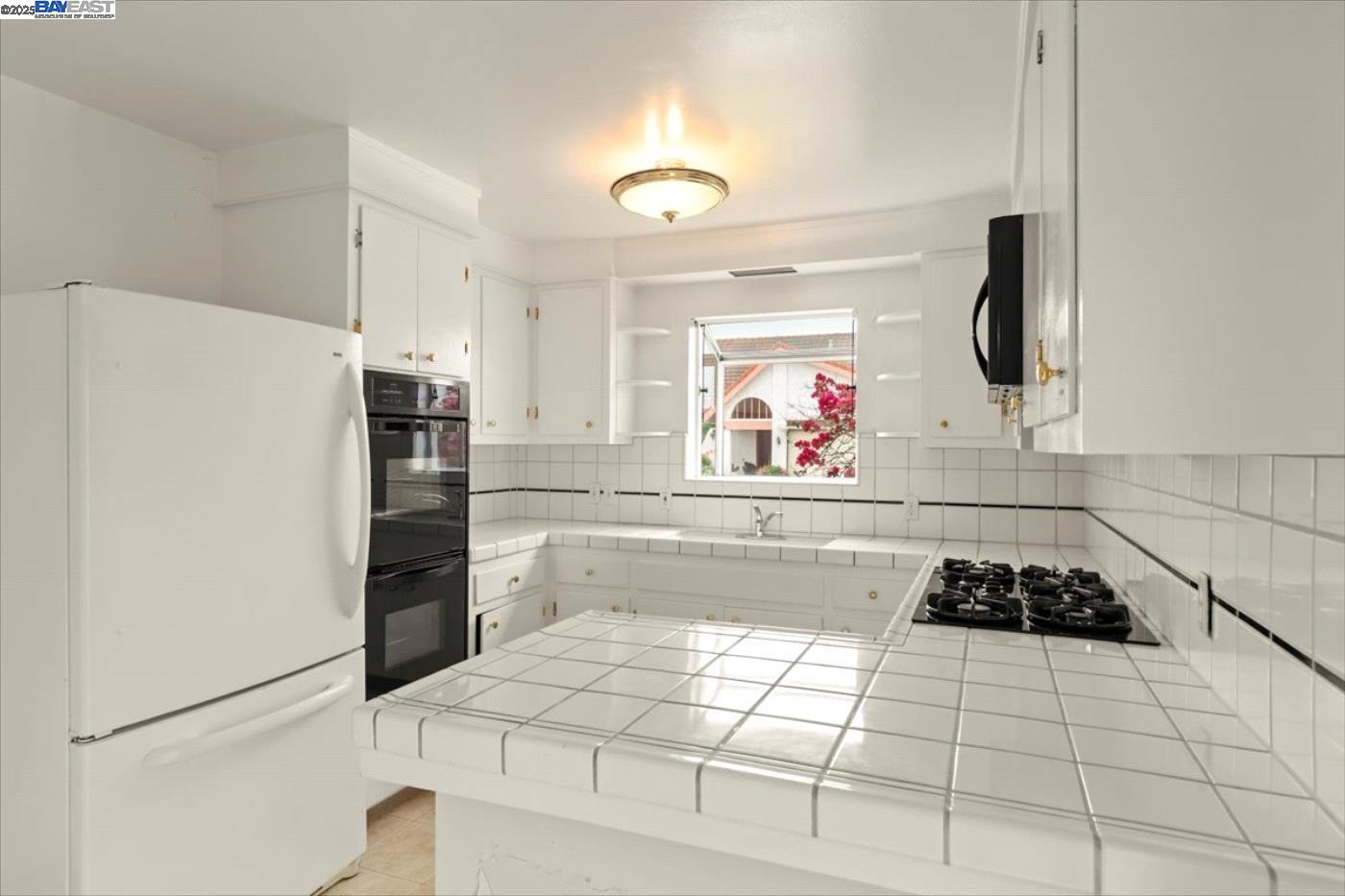 Detail Gallery Image 9 of 30 For 10899 Geil Street, Castroville,  CA 95012 - 3 Beds | 2 Baths