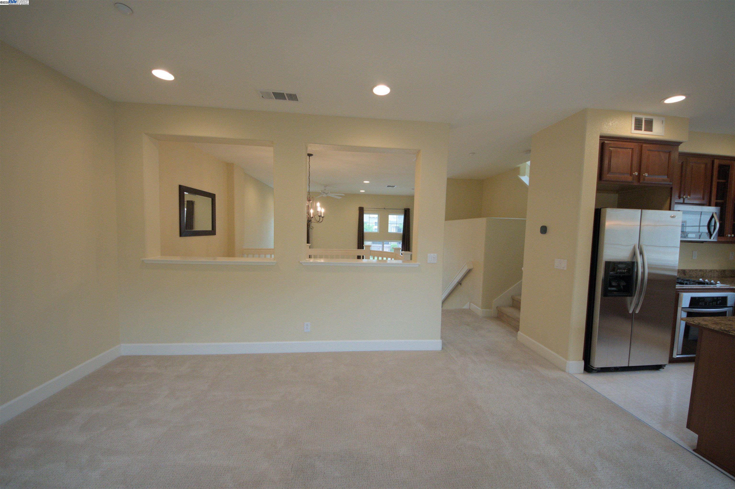 1067 Green St, Union City, California 94587, 3 Bedrooms Bedrooms, 7 Rooms Rooms,2 BathroomsBathrooms,Residential Lease,For Rent,1067 Green St,41101820